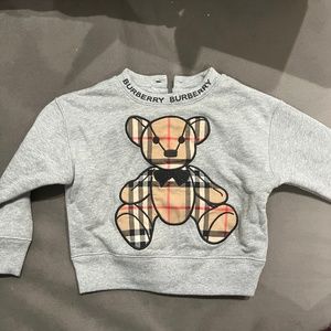 Burberry Sweatshirt size 12 months
